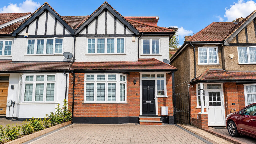 4-bed terraced on Florence Street, London, NW4, £700,000