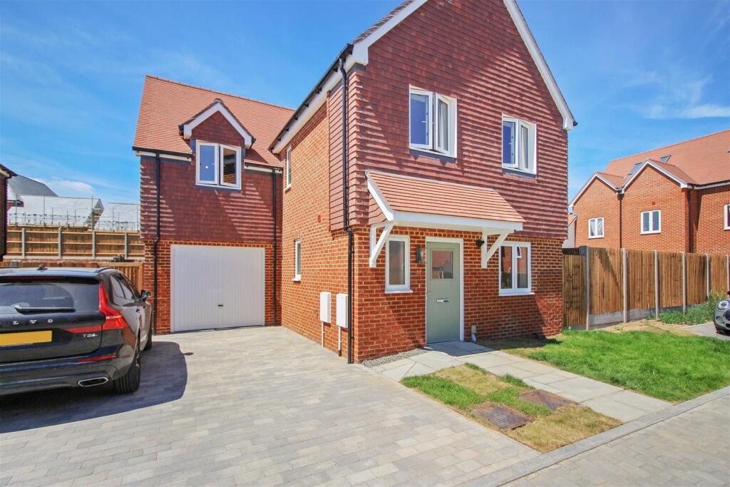 Main image of property: Bluebell Avenue, Littlebourne, Canterbury, Kent, CT3