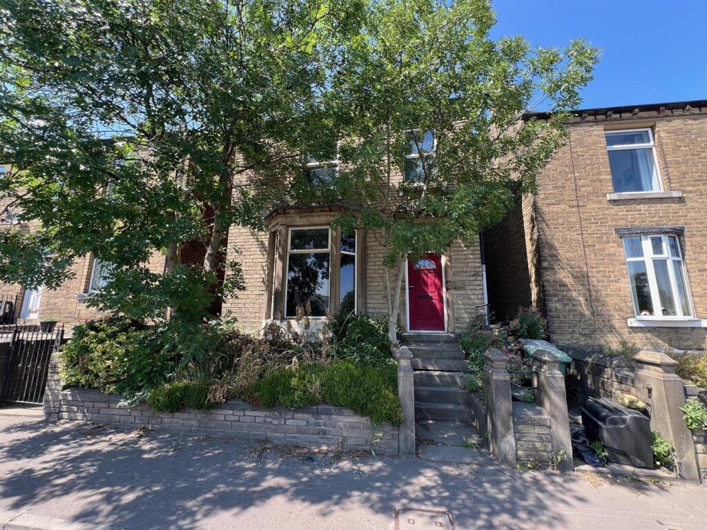 Main image of property: Leeds Road, Huddersfield