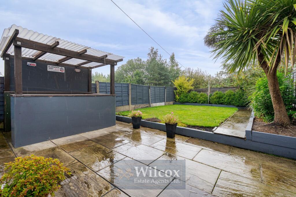 House in Bolton, Moss Bank - View 4