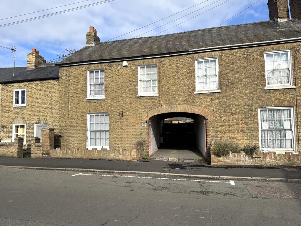 3-bed terraced on New Road, Chatteris, £245,000