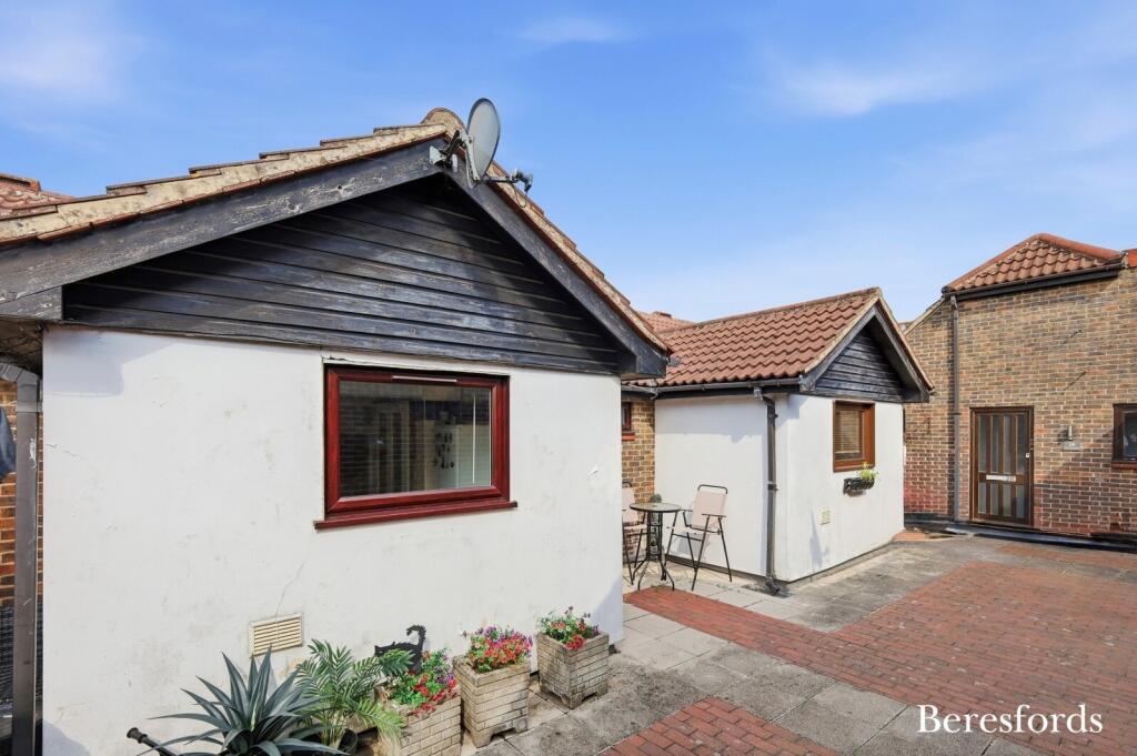 Main image of property: The Pantiles, Billericay, CM12