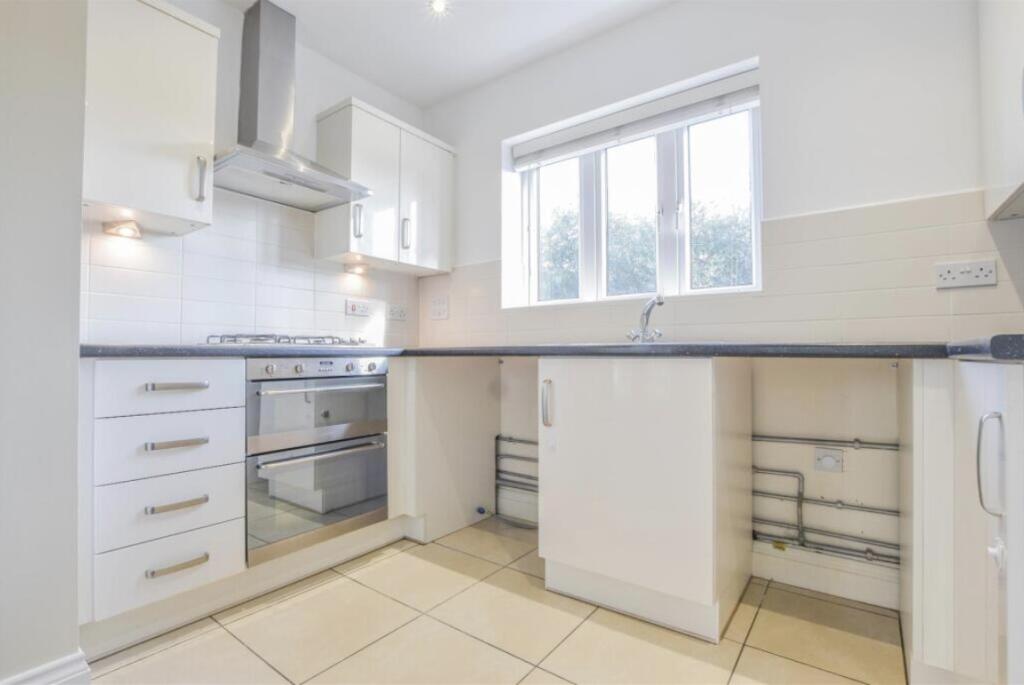 Sorbus Road, Broxbourne photo 4