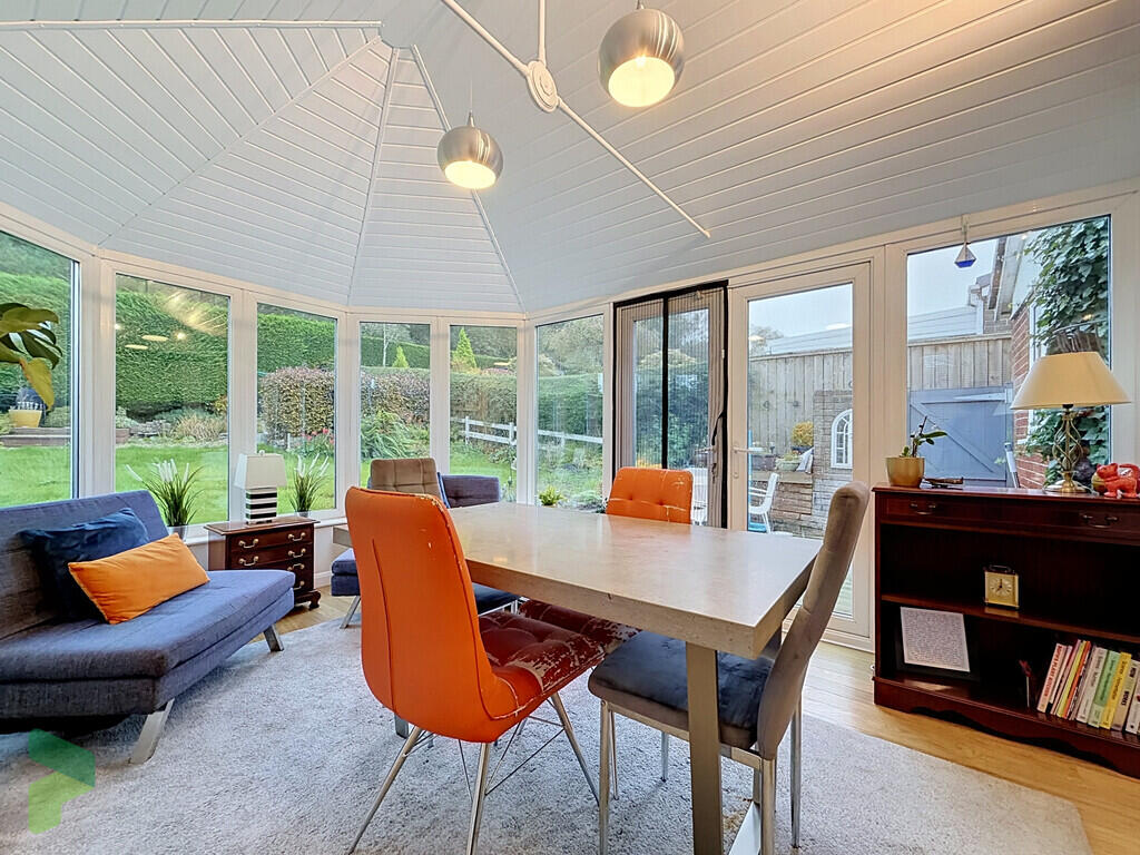 Hollowhead Avenue, Wilpshire photo 4