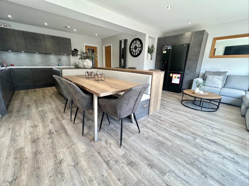 House in East Hampshire, Blendworth, Horndean - View 2
