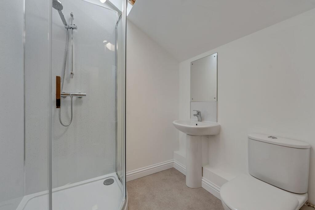 90 High Street, Hanham, BS15 photo 4