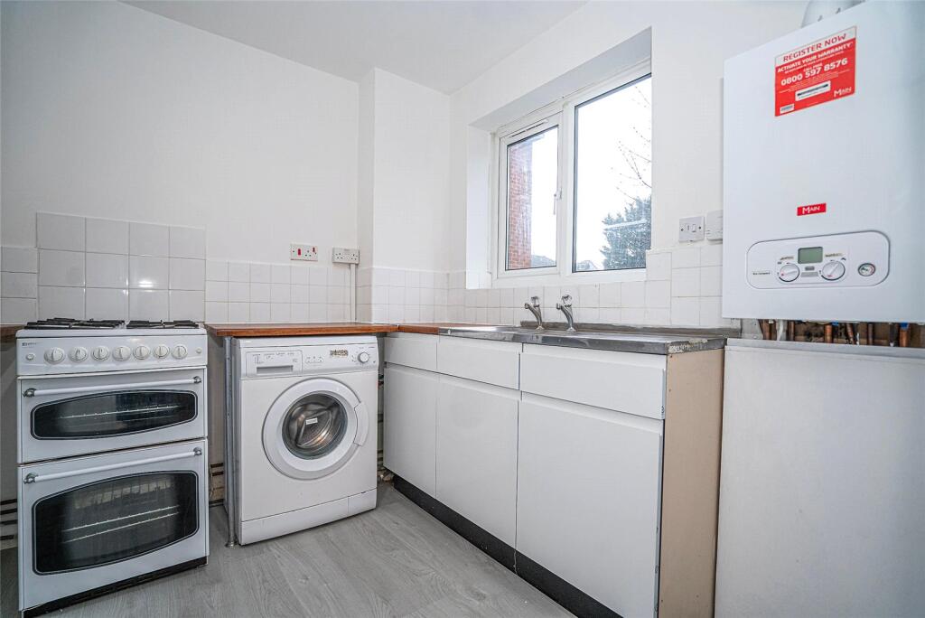 Apartment in London - View 3