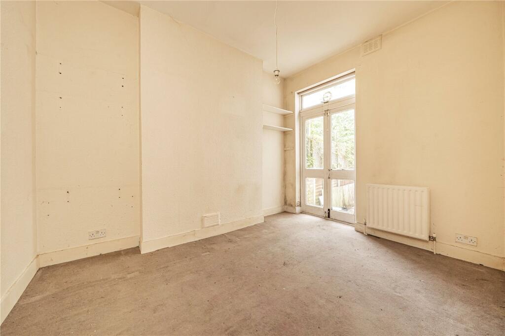 House in London - View 4