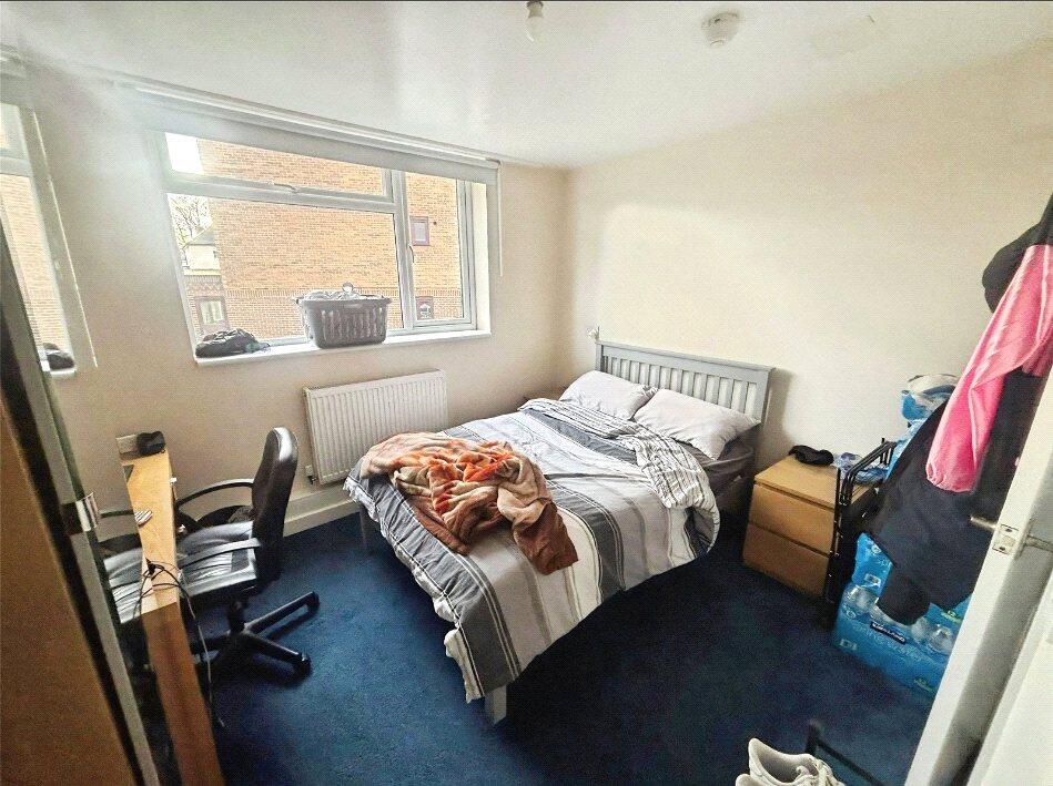 Apartment in Southampton - View 2