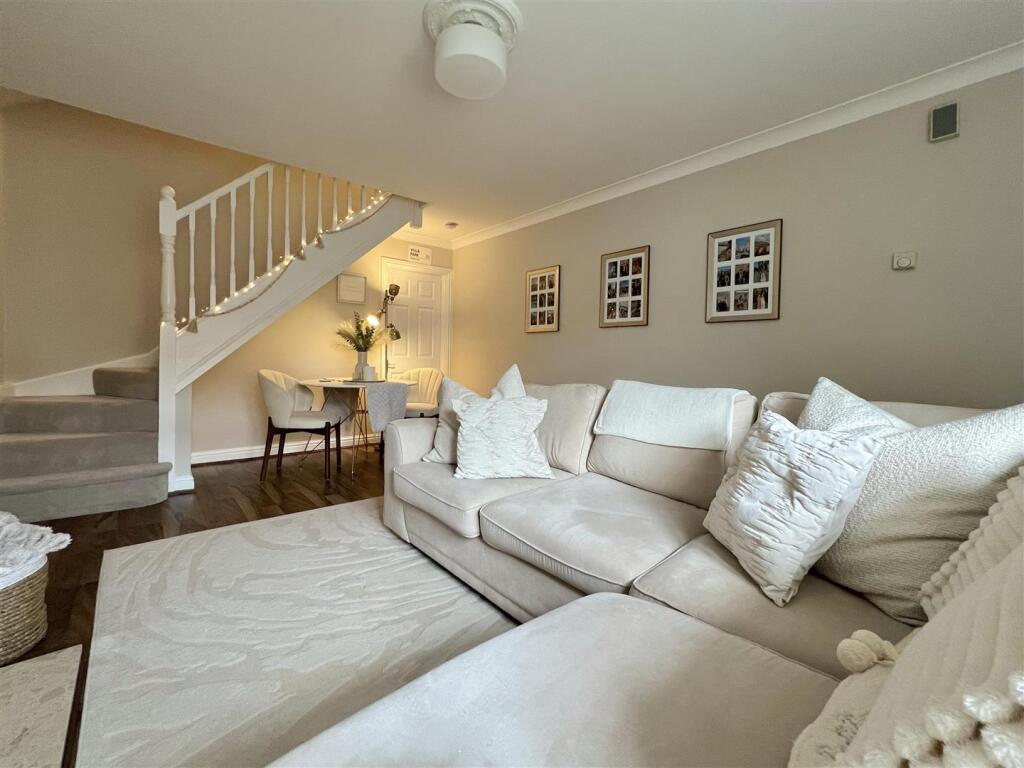 Meadow Croft, Hagley, Stourbridge photo 2