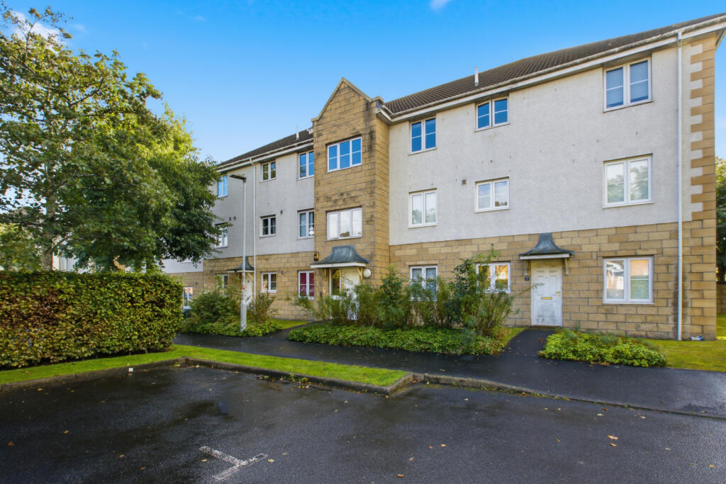 Apartment in Paisley - View 2
