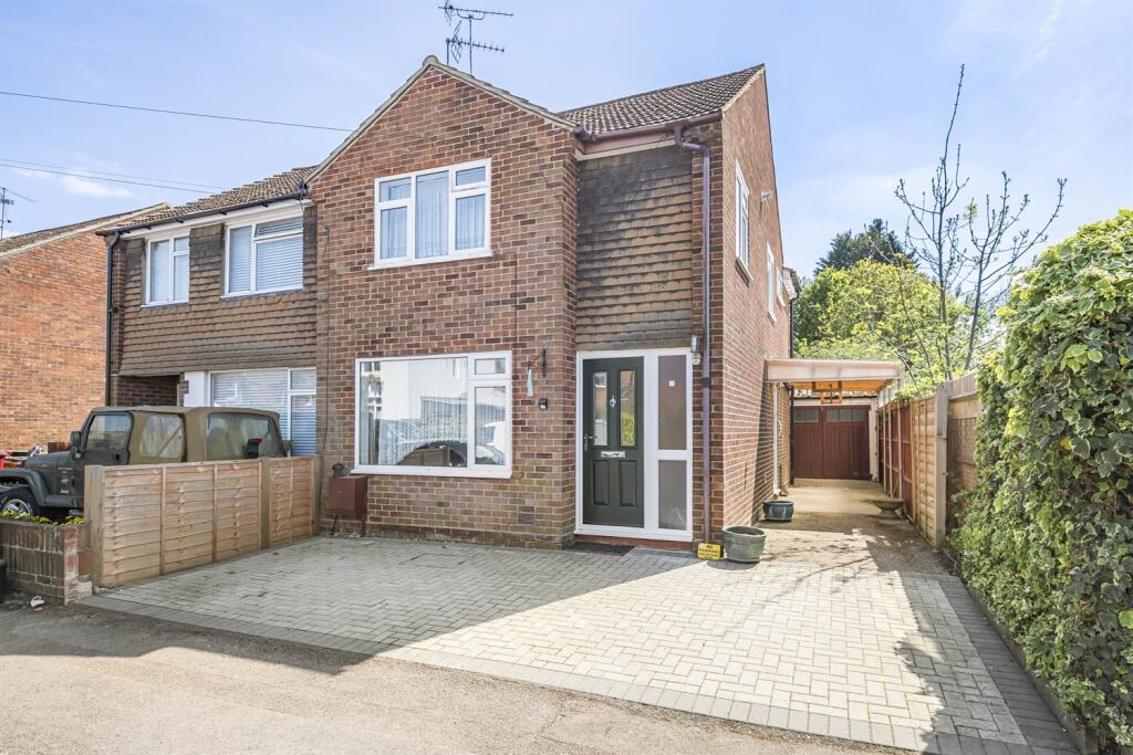 Main image of property: Montague Street, Caversham, Reading