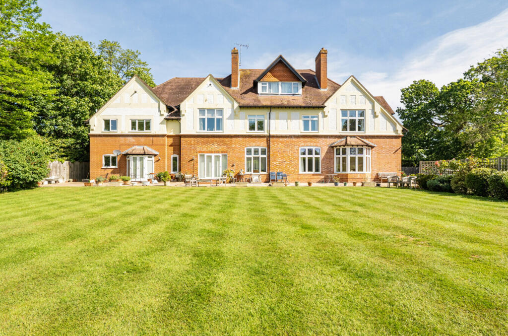 Main image of property: Murdoch Road, Wokingham, Berkshire, RG40