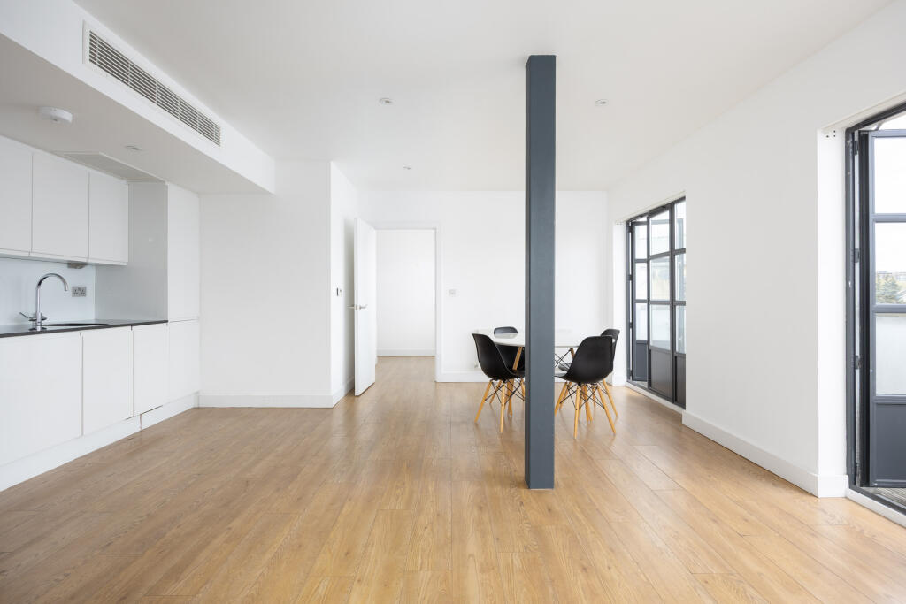 Main image of property: Flat 13, Godolus House, 148 Commercial Street, London