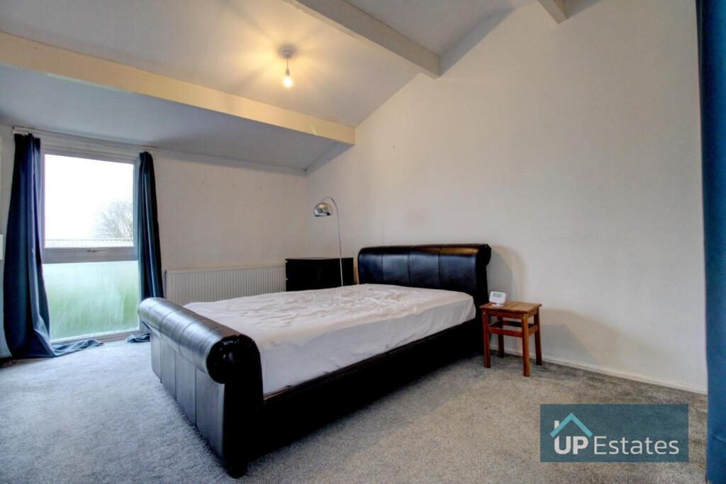House in Coventry, Green Lane, Cheylesmore - More