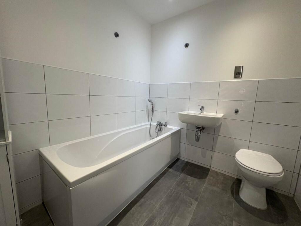 Additional image 6 of Conditioning House , , 