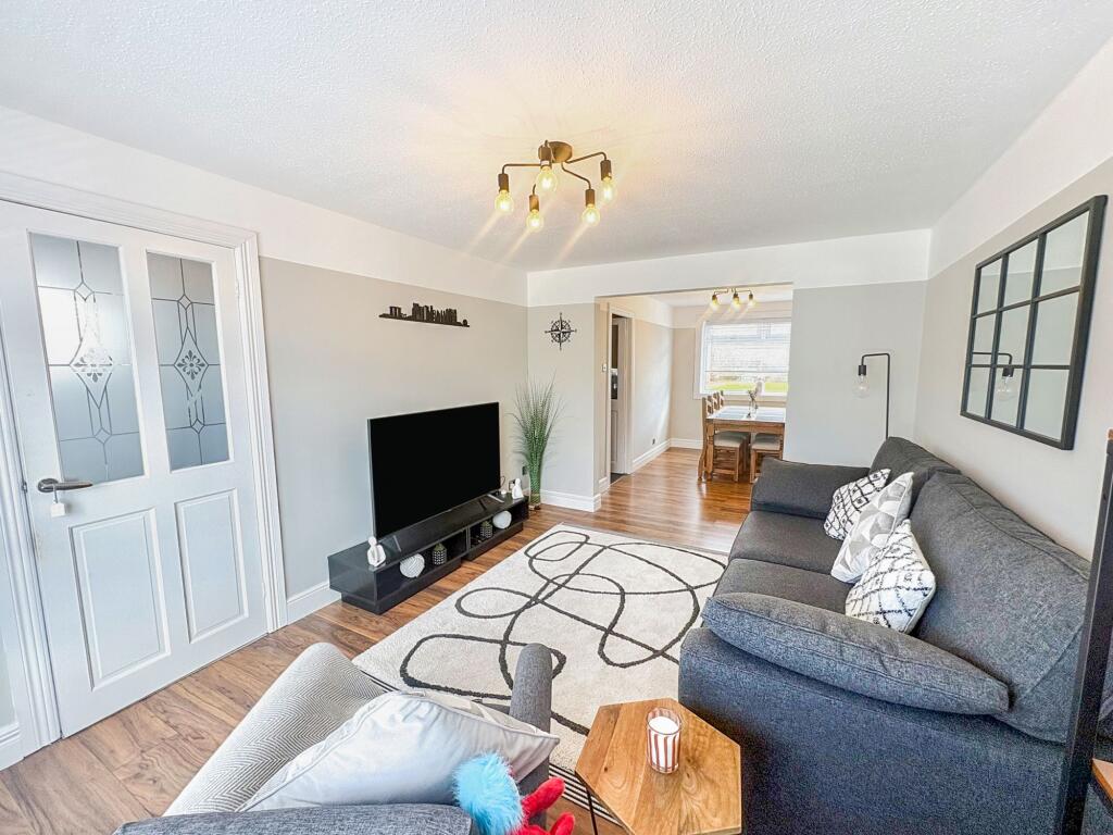 House in Kilmarnock, North Ayrshire - View 2