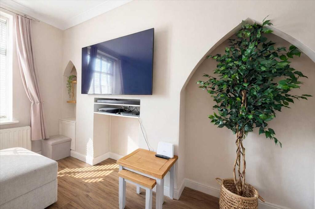 House in Dinas, Trealaw - View 5