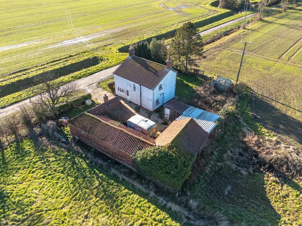 Highfield Cottage, Grange Lane, LN11 photo 2