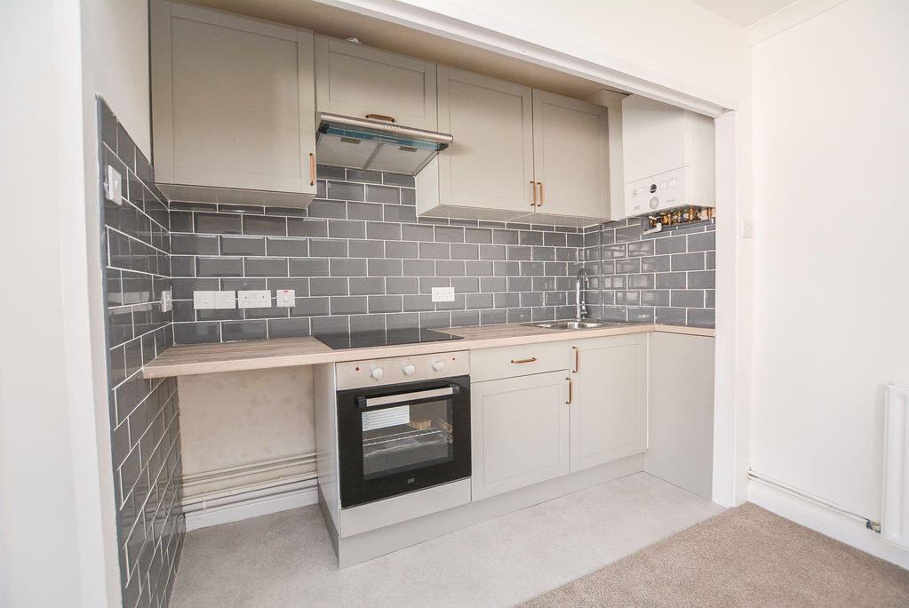 House in Southend-on-Sea, Essex - View 4