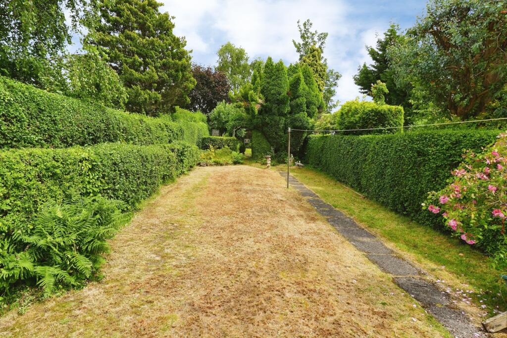 House in Birmingham, West Midlands - View 4