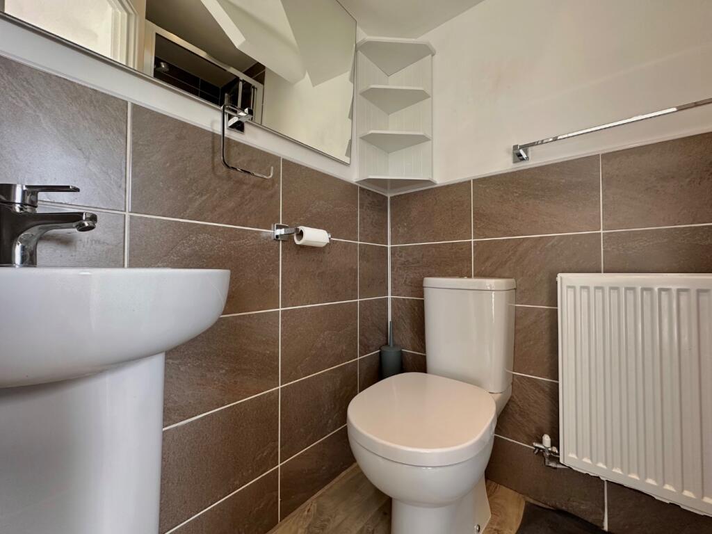 House in Taunton - View 4