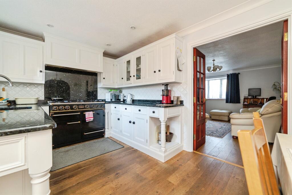 House in Stevenage - View 5