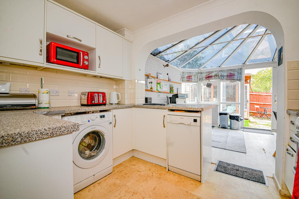 House in Southampton - View 5