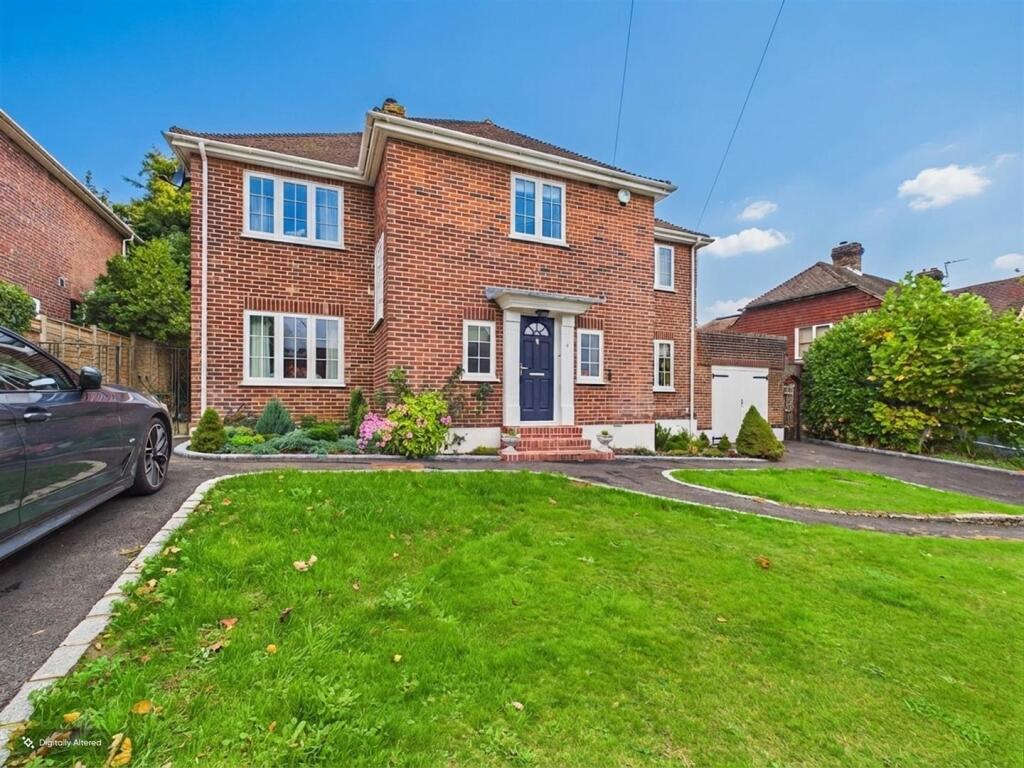 4-bed detached on Baldslow Down, St. Leonards-On-Sea, £700,000