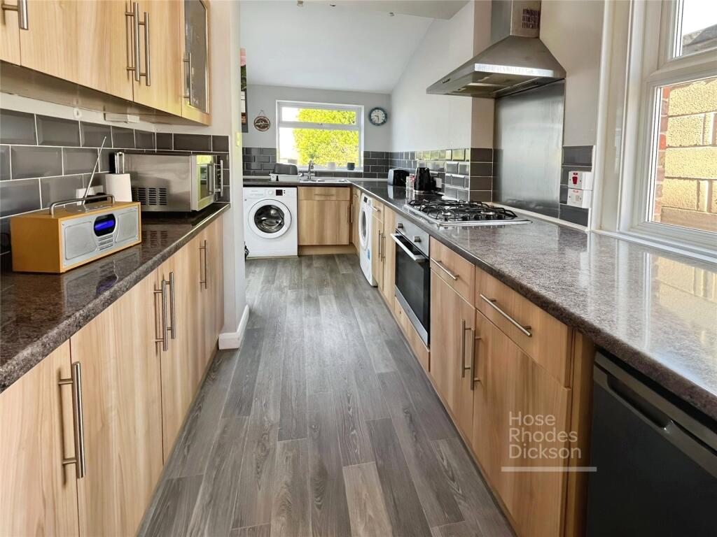 House in Ryde, Oakfield - View 4