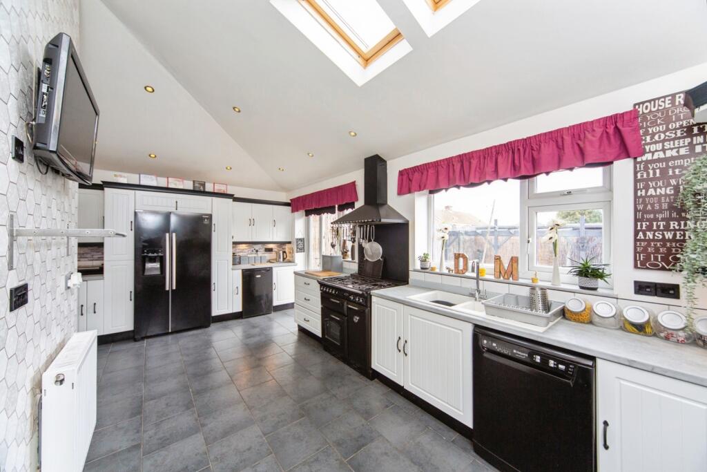 House in Prenton, Larchwood - More