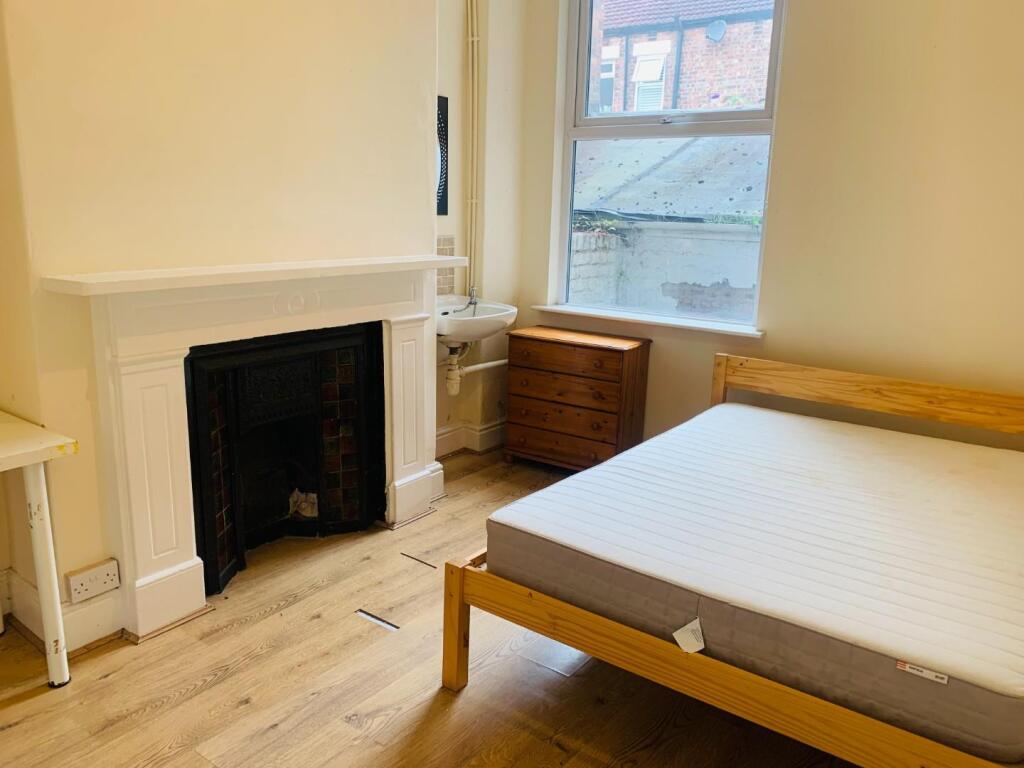 Main image of property: Chetwynd Street, L17