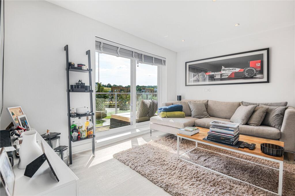 Apartment in Dacorum, Nash Mills - View 3