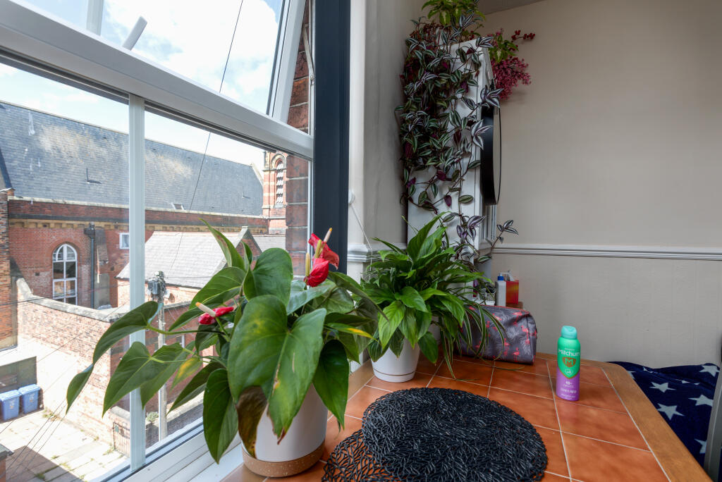 Apartment in York - View 3