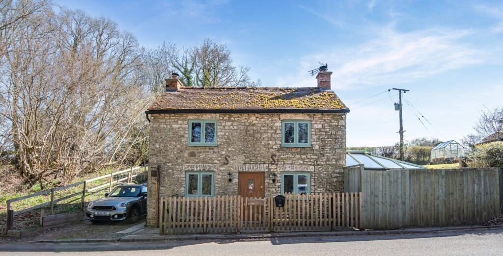 Main image of property: Symonds Yat Rock, Coleford