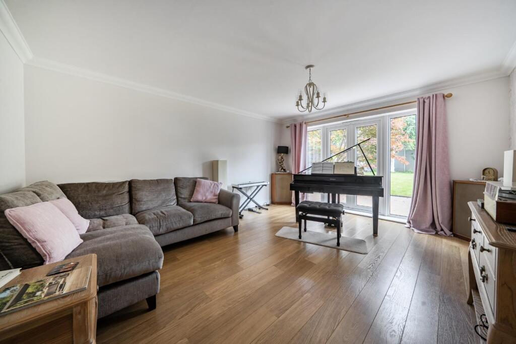 House in East Hampshire, Horndean - View 4