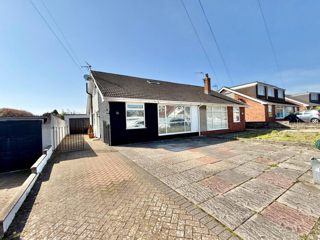Main image of property: Rockfields, Porthcawl, CF36 3NT