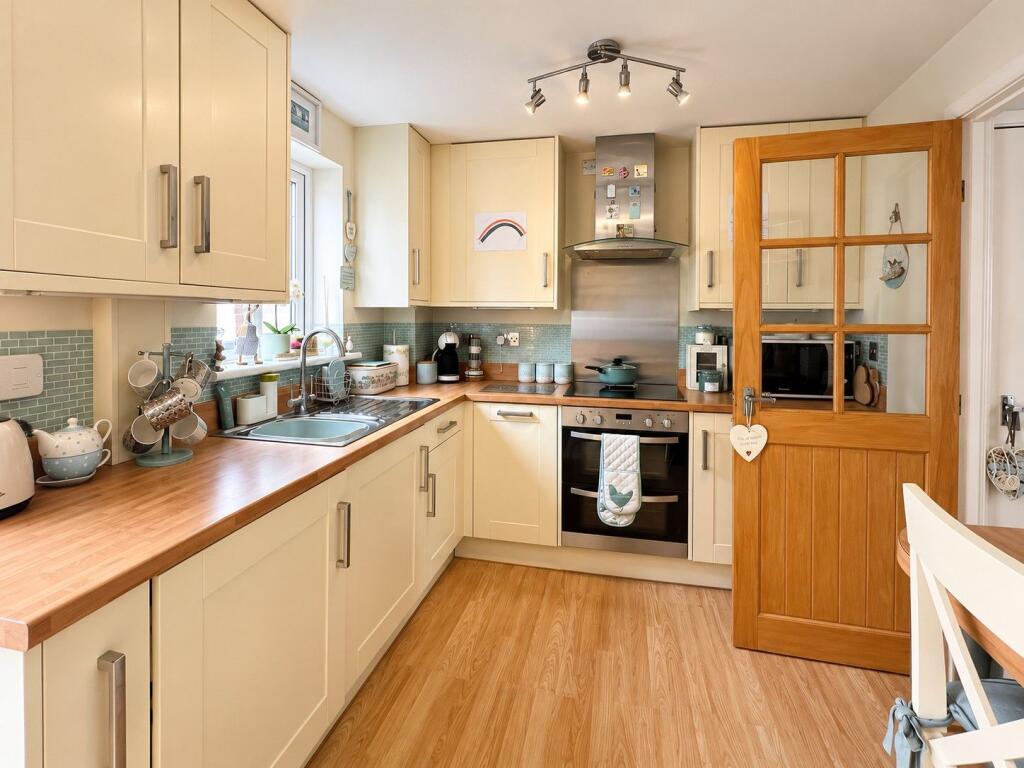 House in Northampton - View 4