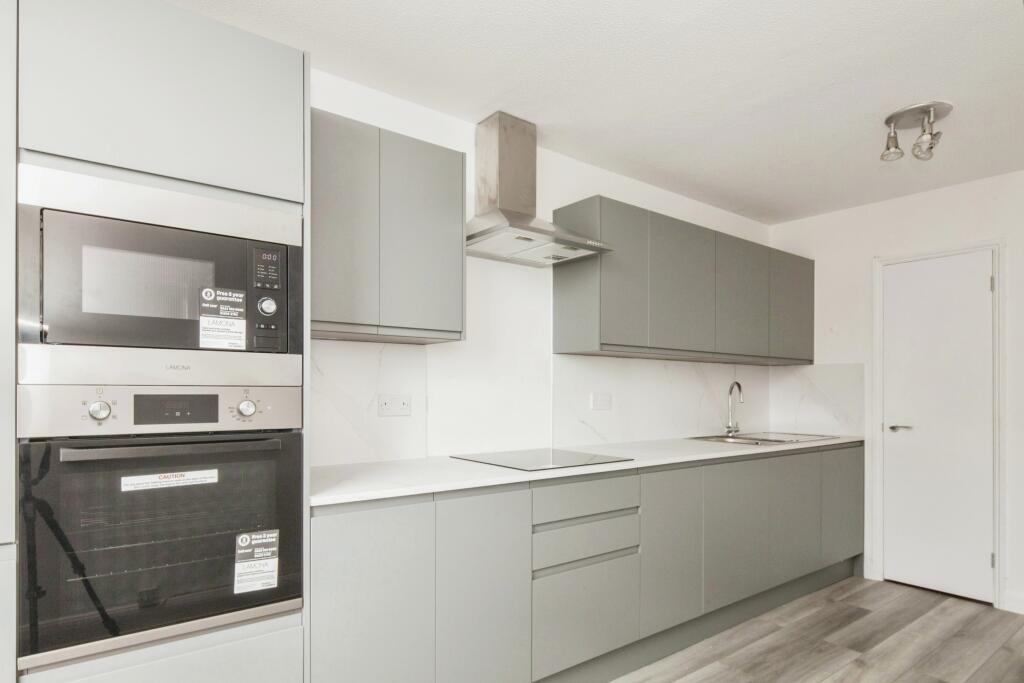 Main image of property: Eagle Heights, 8 Bramlands Close, London, SW11