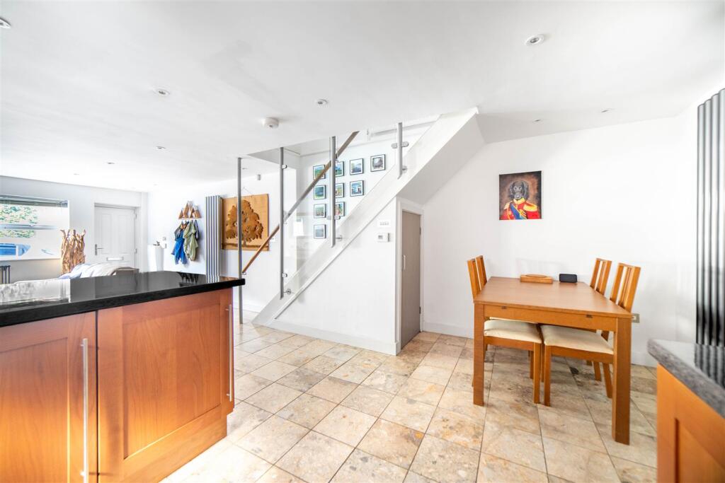House in Newcastle upon Tyne, Tyne and Wear - View 5