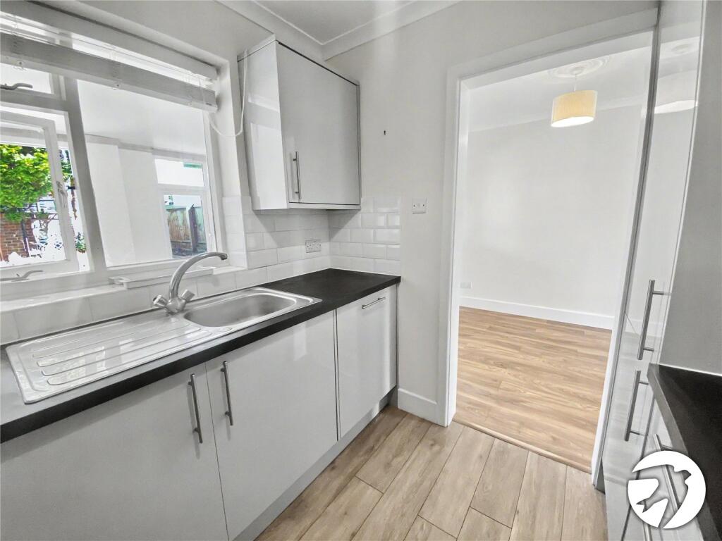 House in Sidcup, Blackfen - View 5