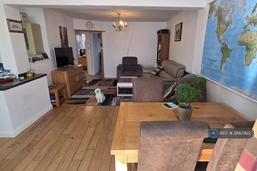 House in Rochester - View 2