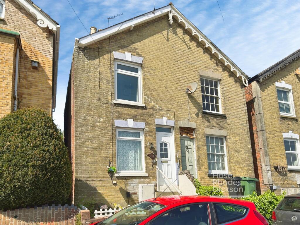 Main image of property: Arctic Road, Cowes, Isle of Wight