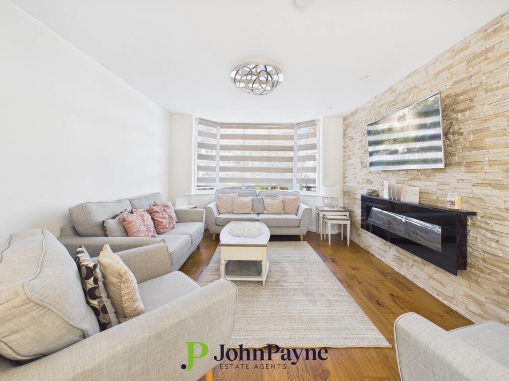 House in Coventry, Green Lane, Cannon Park - More