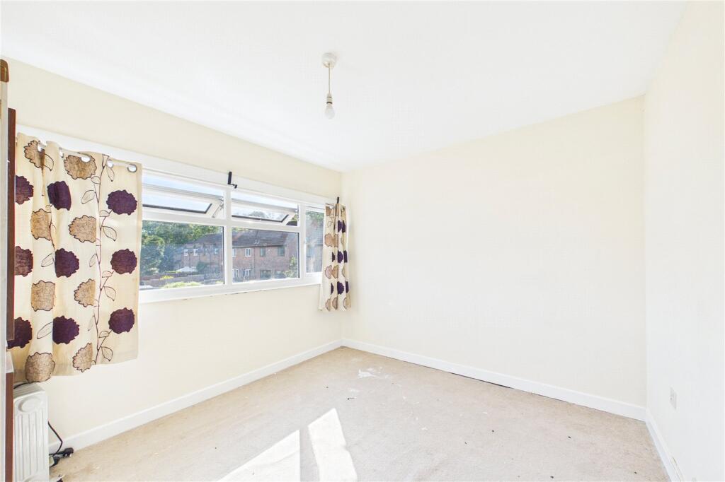 House in Theale, West Berkshire - View 4