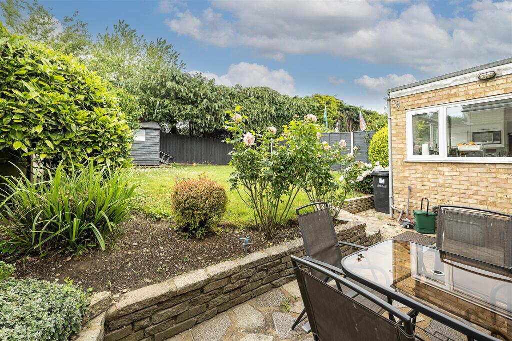 Additional image 11 of Kinsbourne Close, Harpenden