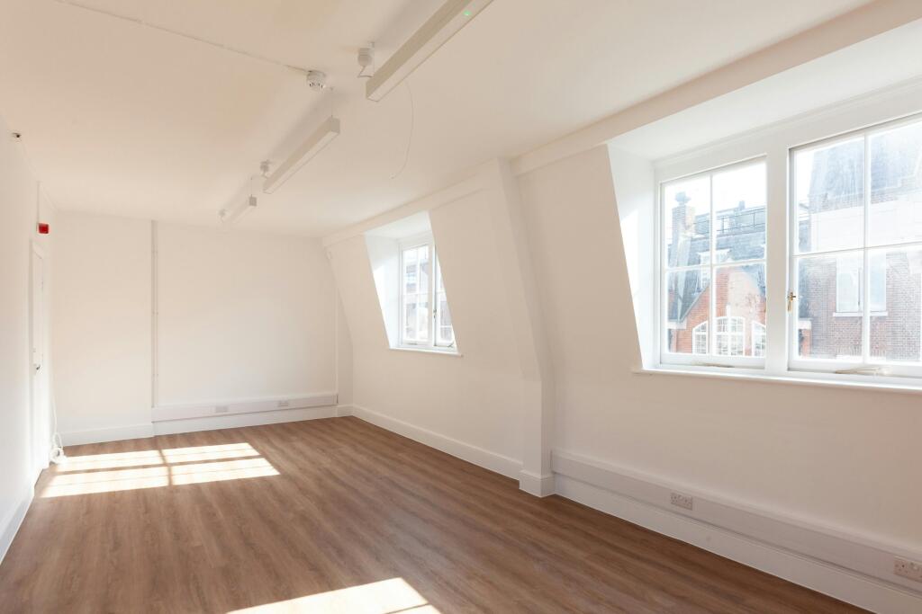 4th Floor03.jpg