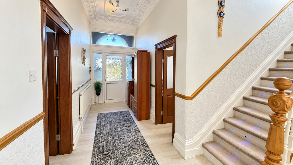 House in Sefton, Meols Cop - View 3