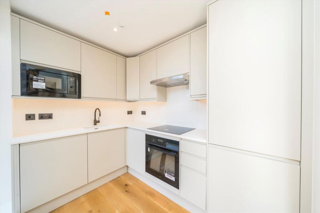 Apartment in London, South Wimbledon, Merton - View 4