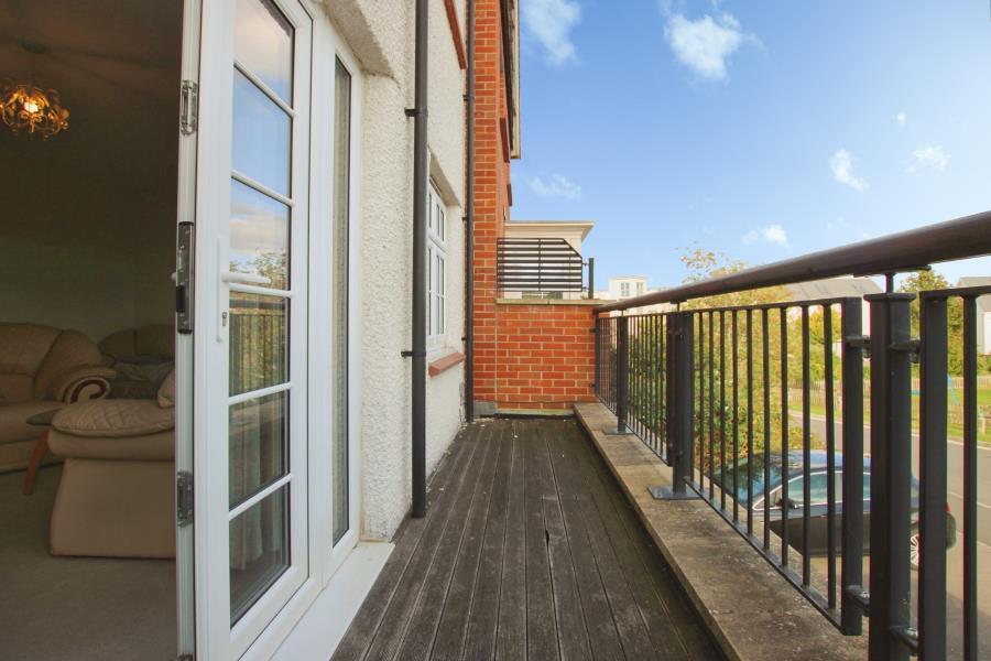 House in Bristol, Stanley Park, Stoke Park and Cheswick - More